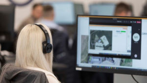 title header1 (Presentation) (2)